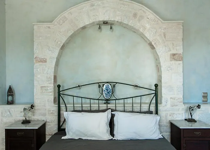 Jean Claud Villa Márpissa